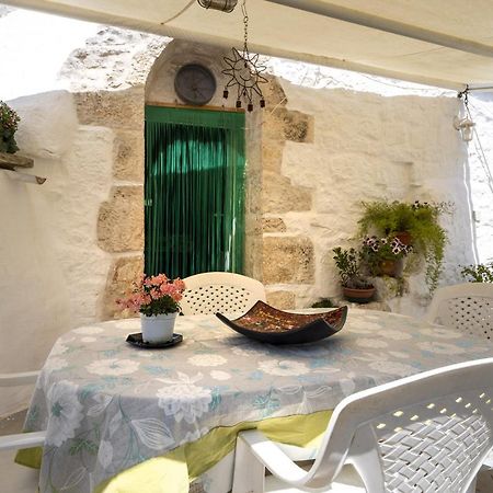 Villa Trullo Antica Pietra à Cisternino Extérieur photo